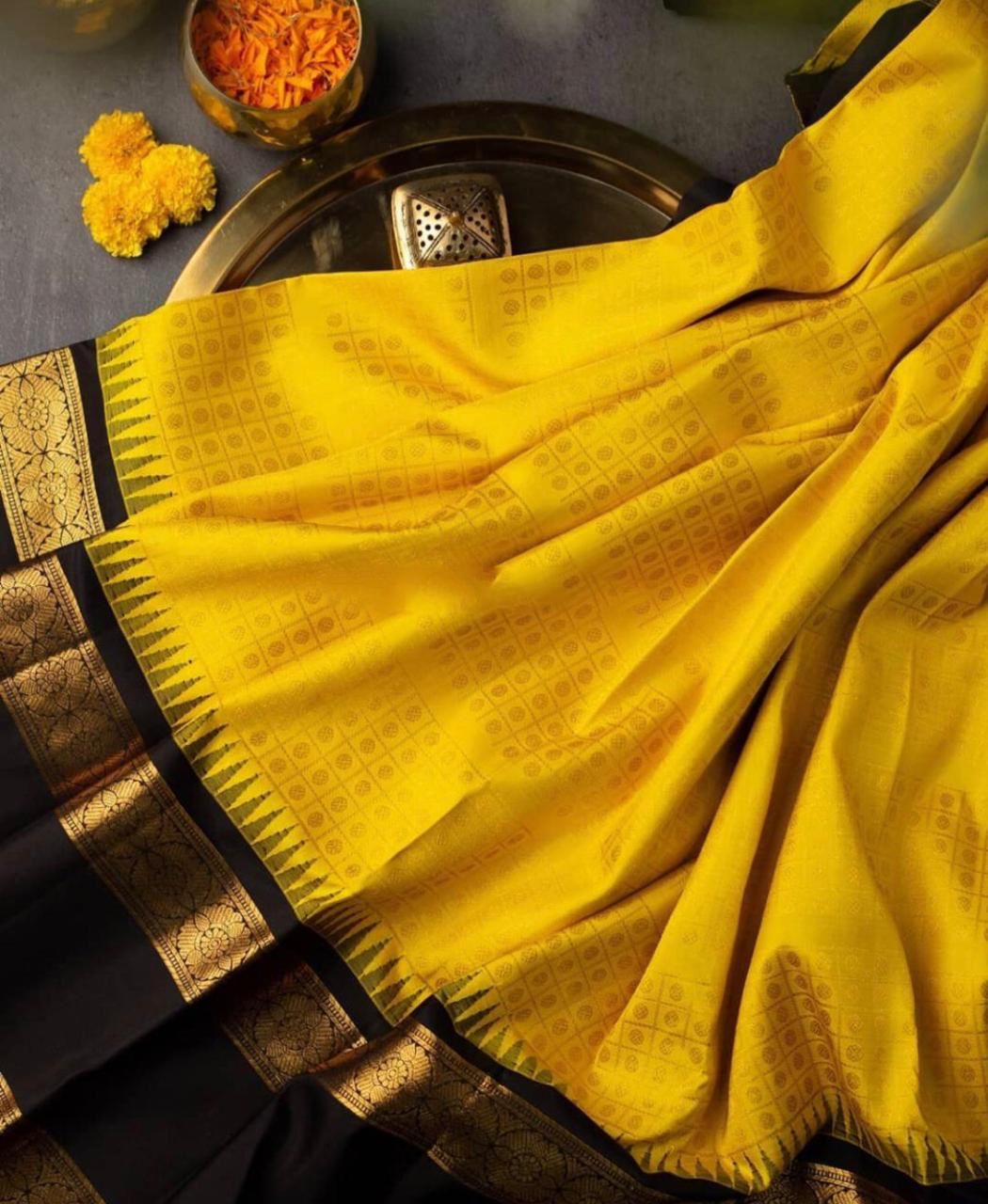 Delectable Yellow Soft Banarasi Silk Saree With Magnetic Black Blouse Piece