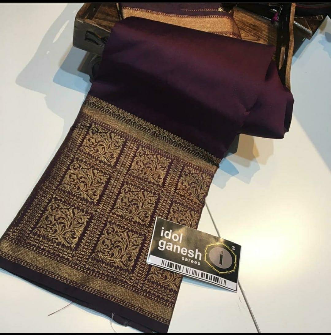 Stunning Wine Soft Silk Saree With Lassitude Blouse Piece