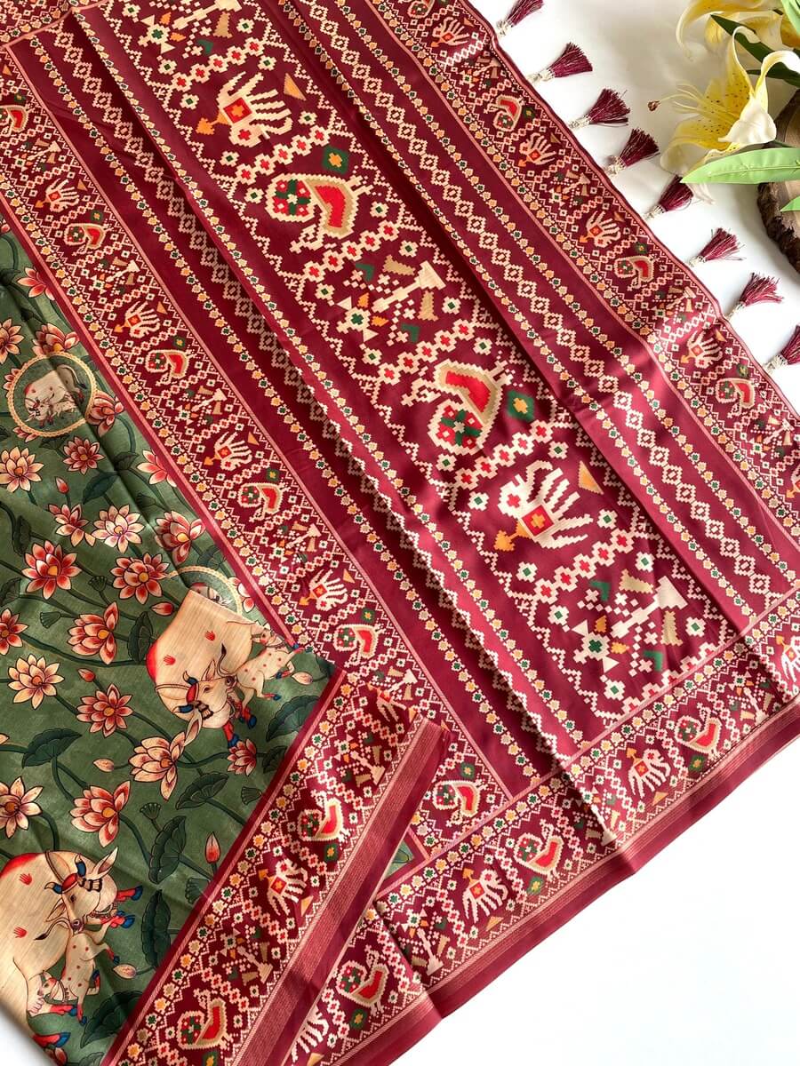 Fantabulous Green Kalamkari Printed Viscose Dola Silk Saree With SnappyBlouse Piece