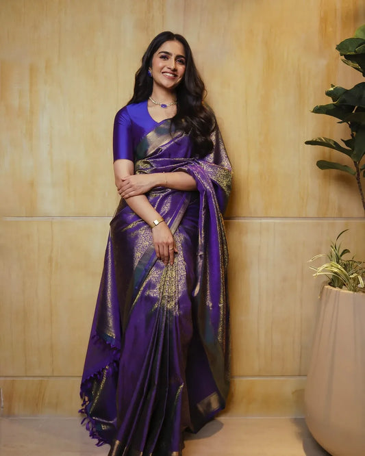 Comely Royal Blue Soft Silk Saree With Evocative Blouse Piece