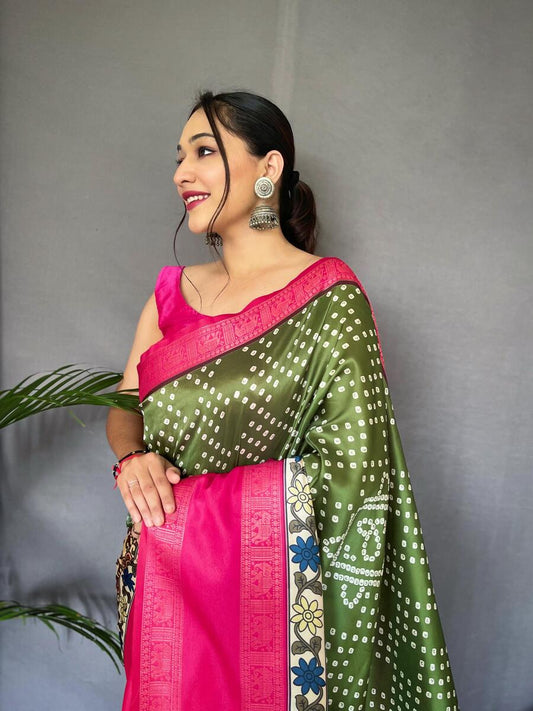 Stunner Green Digital Printed Satin Silk Saree With Majesty Blouse Piece